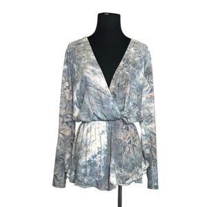 Honey Punch blue pink tie dye long sleeves pull on romper size Large